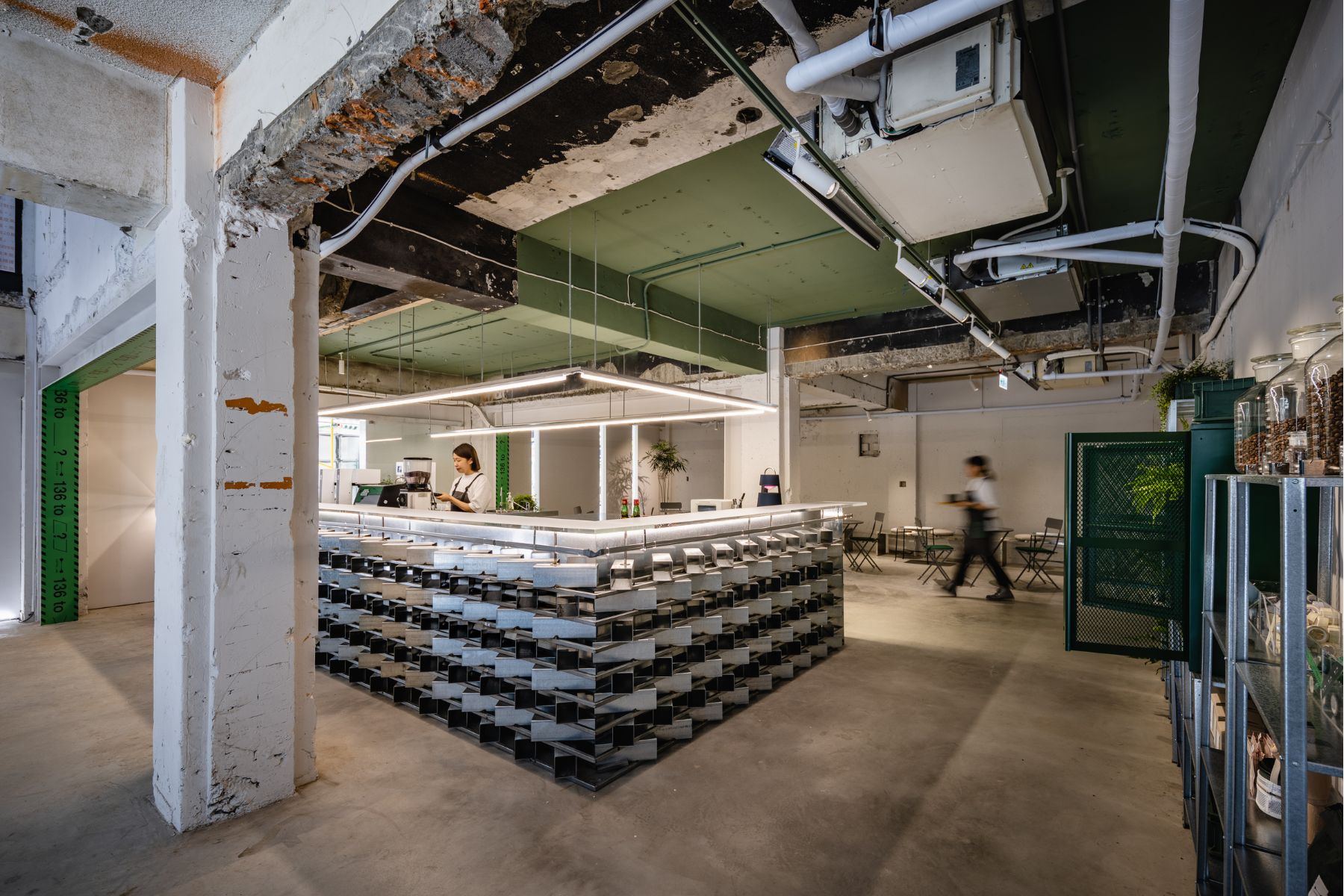 COFFEE LAW願景城事店：136天後，將隨老公寓而消逝的咖啡店 VERSE